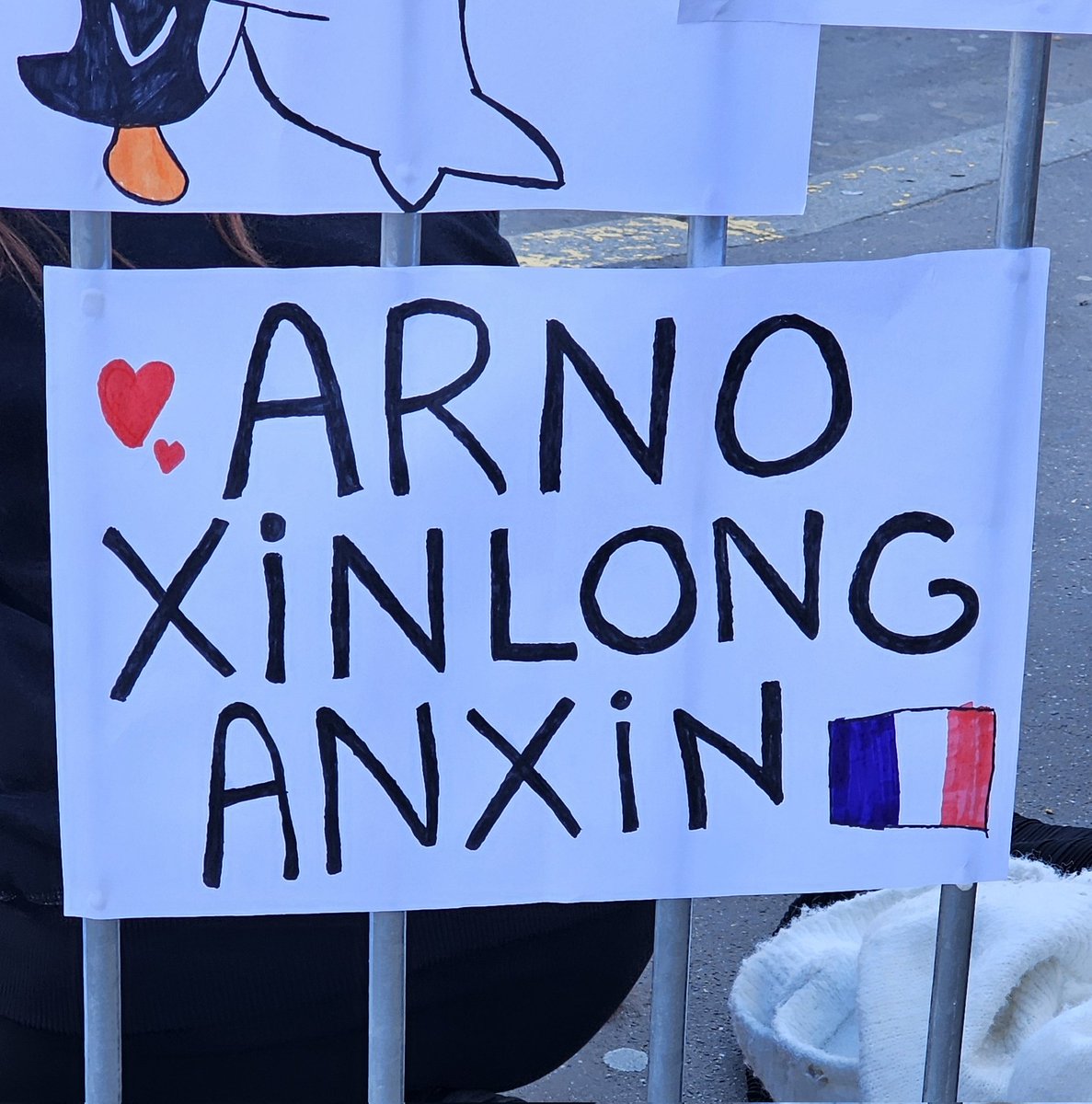 nabirion's tweet photo. arno, xinlong, anxin WE L♡VE YOU

#JusticeForALD1CLine #ALD1INPARIS #ALPHADRIVEONEINPARIS #ALD1FORPARISFASHIONWEEK https://t.co/EORqjcyEqH