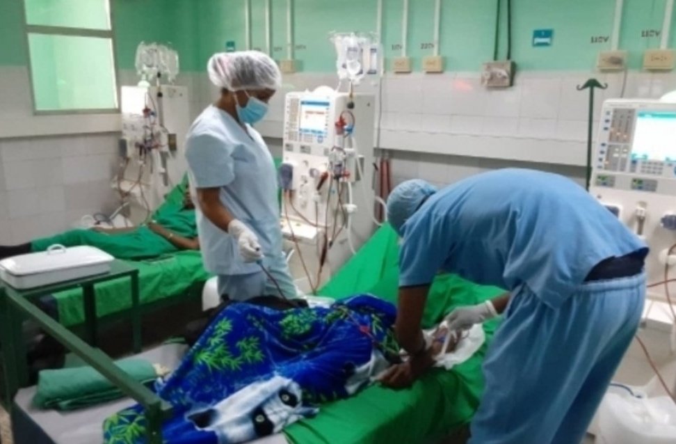 🇨🇺 Nuestros colectivos laborales son protagonistas en la implementación de cada medida organizativa que se adopta.
La historia del Sistema Nacional de #Salud ha demostrado que, por retador que sea el escenario, nuestros trabajadores han estado a la altura: hoy no será diferente.