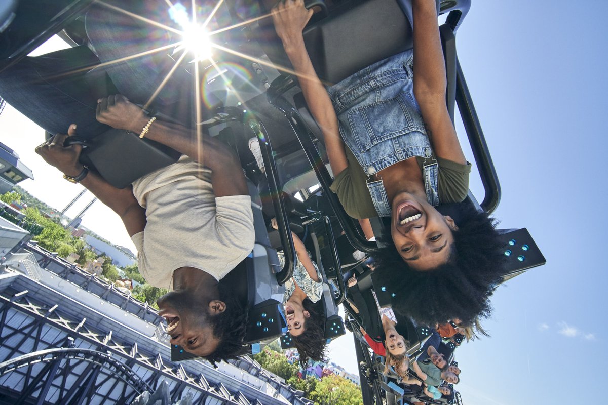 1057WROR's tweet photo. The vacation of a lifetime awaits! You could win a @UniversalORL trip for 2 from 105.7 WROR - Includes a hotel stay, theme park admission &amp; nonstop fun 🎢 Listen weekdays for keywords 👉 https://t.co/03QQm0hbjB #contest #sponsored https://t.co/elgyIov2PW