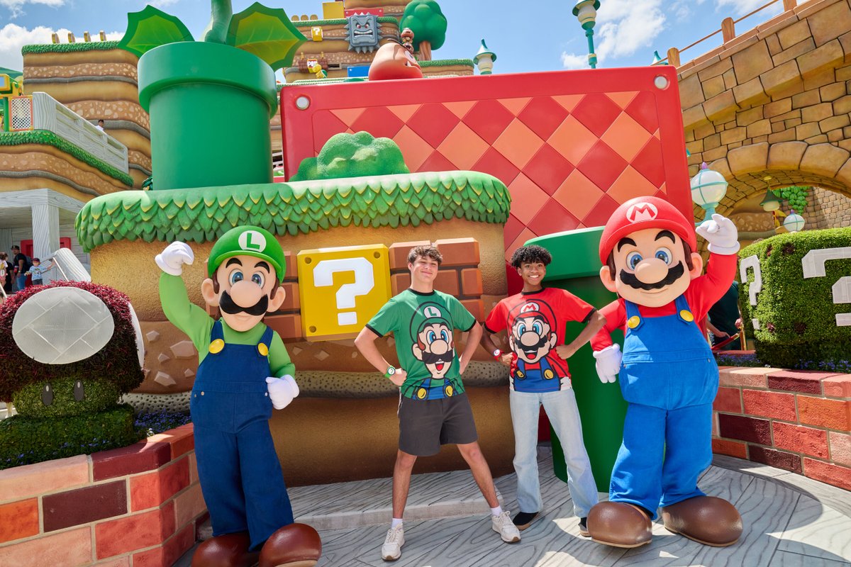 1057WROR's tweet photo. The vacation of a lifetime awaits! You could win a @UniversalORL trip for 2 from 105.7 WROR - Includes a hotel stay, theme park admission &amp; nonstop fun 🎢 Listen weekdays for keywords 👉 https://t.co/03QQm0hbjB #contest #sponsored https://t.co/elgyIov2PW