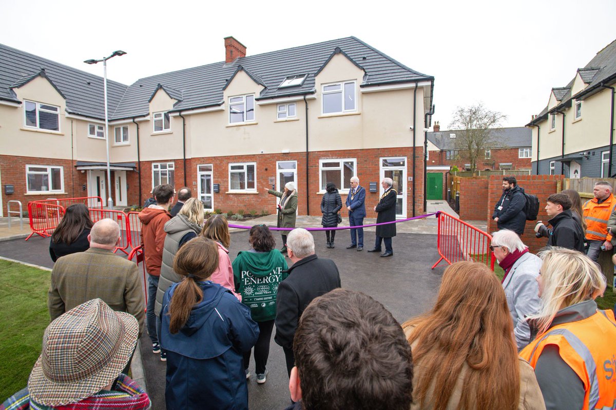 Stirlin Group tweet media