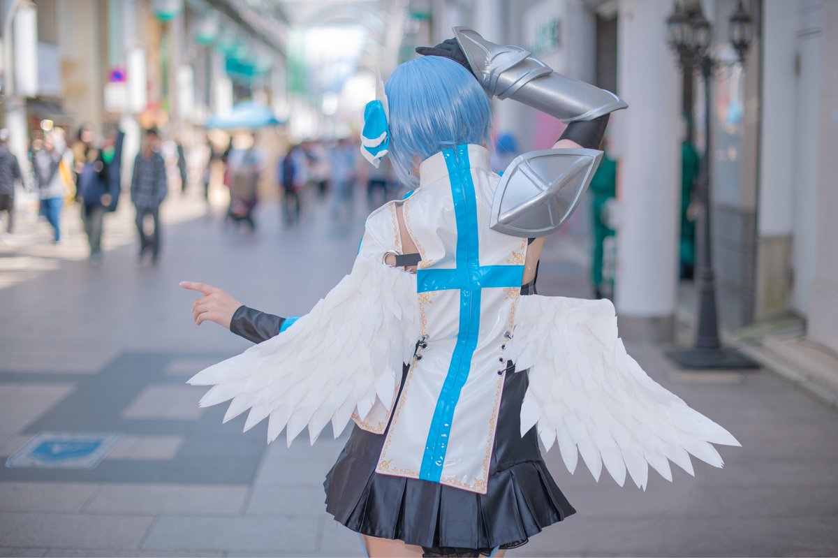 後ろ姿も是非見てほしい撮ってほしい🪽✨ #ririsa_cosplay