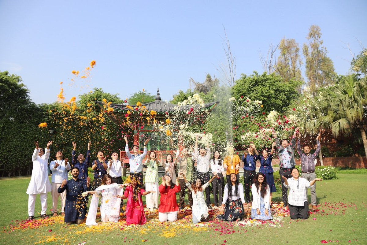 Korean Embassy India tweet media