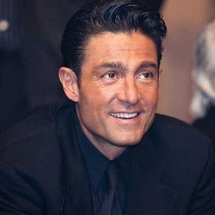El actor Fernando Colunga cumple 60 años; nació #UnDiaComoHoy 3 de ...