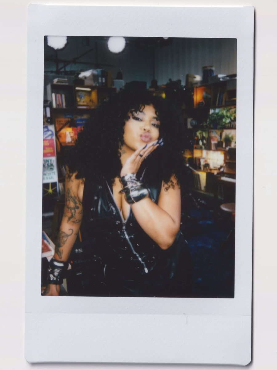 mesinhabrasil's tweet photo. 🚨 Duquesa no Tiny Desk Brasil

Hoje às 11h https://t.co/VqySwUChMz