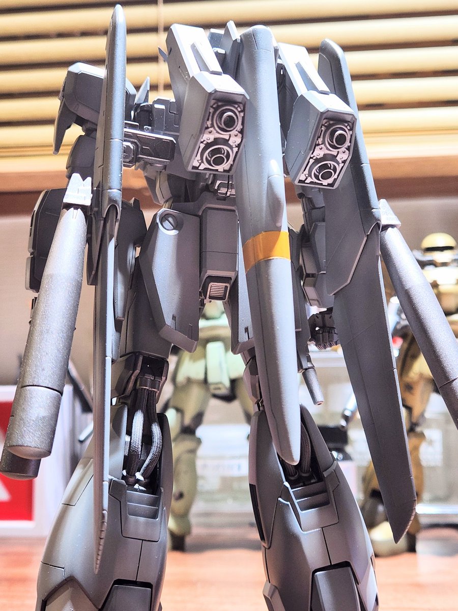 バックパックのスラスター4基の出力強化完了だ

#機動戦士ガンダムセンチネル
#α任務部隊