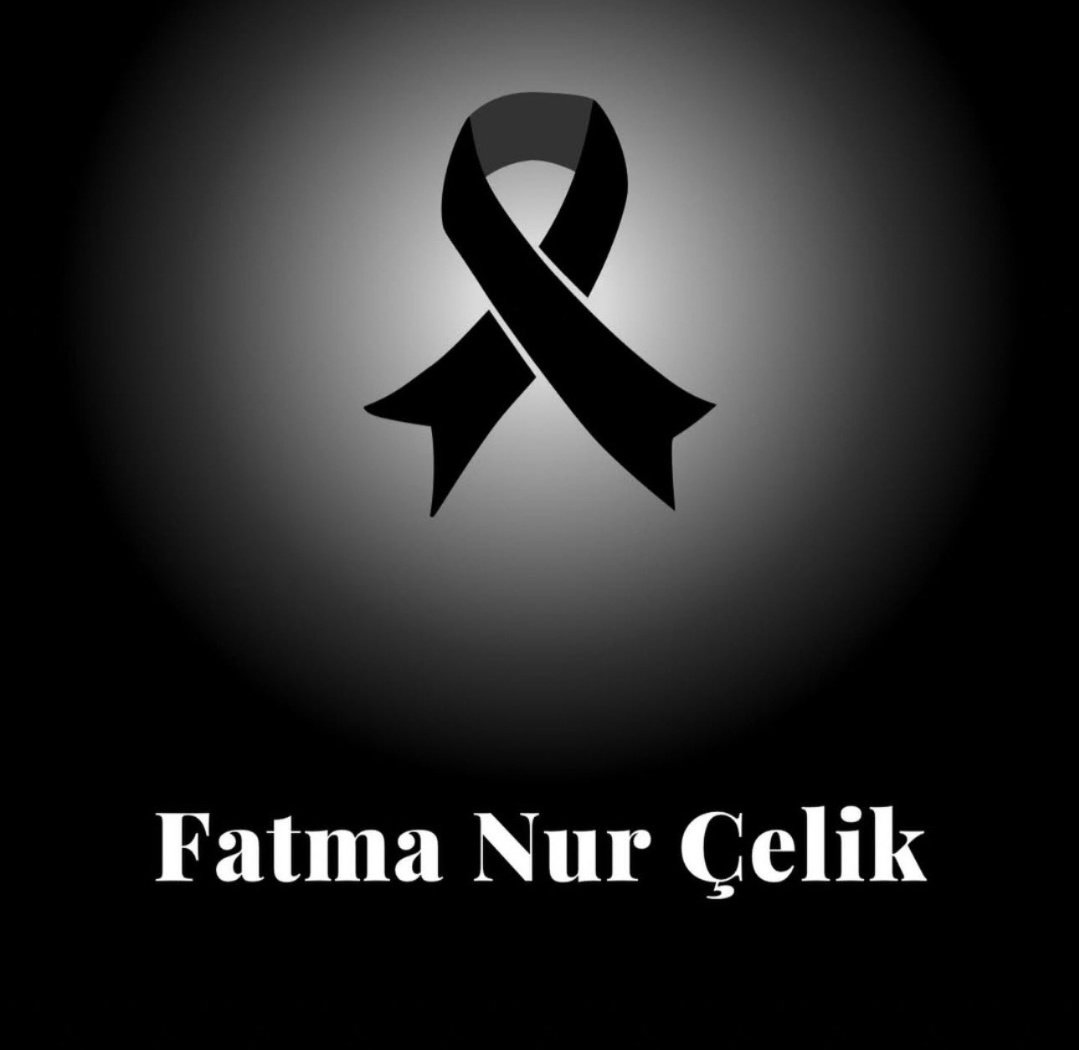 Bakıyorum da camiamızın çoğunluğu vicdanı körlük yaşıyor. Buradan iki tweet atmakla bir sonuca ulaşılamayacağını öğrenmemiz lazımdı.Madem iş bıraktınız,hepinizin şu anda meydanlarda olması gerekirdi. Ben de mutfakta iş bıraktım salona geçtim oturuyorum.
Aynı şey!
#ÖğretmeneŞiddet