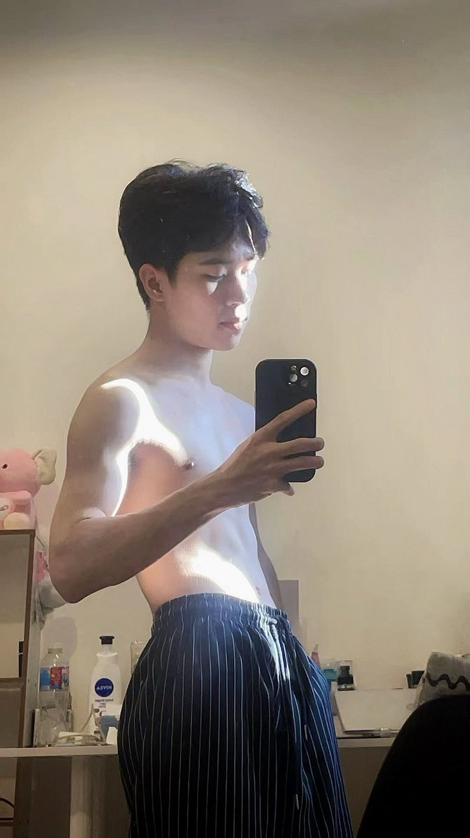 Tuấn tweet media