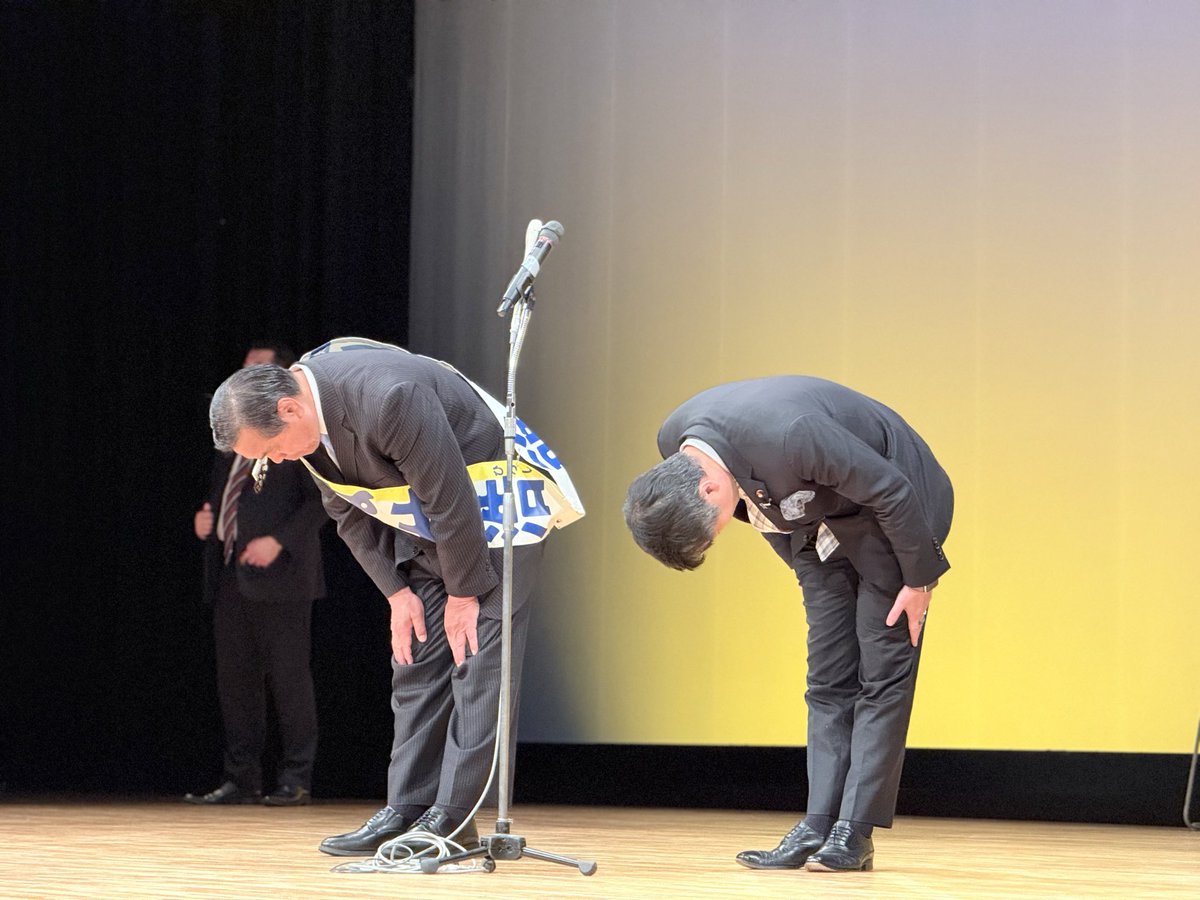 hajime24331's tweet photo. 石川県知事選挙も残すところ、あと5日となりました。

私は馳浩候補の選対本部長代行をつとめています。
情勢調査によると、高市総裁の応援にもかかわらず、石川2区は横一線です。

私にとっても負けらない戦いです。

はせ知事再選へ、皆様のお力をお貸しください。
どうか皆様のご支援をお願い申し上げます。
