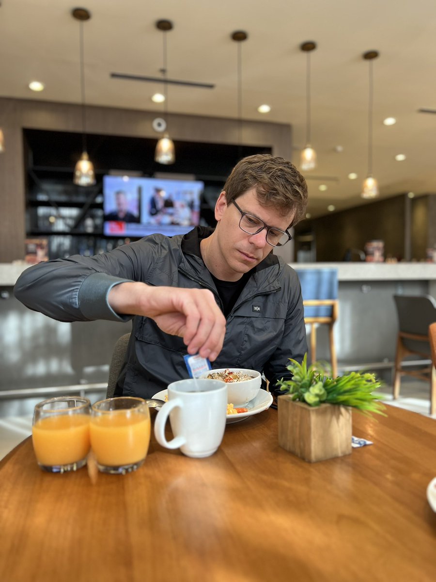 Cesar Cielo tweet media