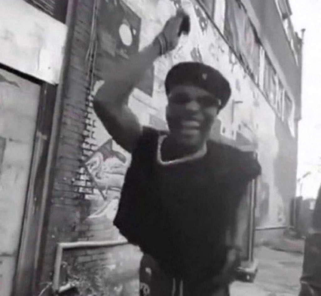 <a href="/AsakyGRN/">𝐀𝐬𝐚𝐤𝐲𝐆𝐑𝐍</a> Omo That’s the Dream Asake is the Man