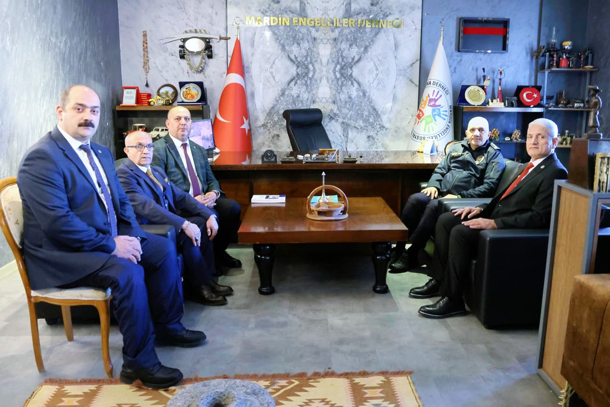 İl Emniyet Müdürümüz Sayın Recep TECİMER, Mardin Engelliler Derneği Başkanı Sayın Yılmaz DEMİR'e iade-i ziyarette bulundu.

Misafirperverliklerinden dolayı kendilerine teşekkür ederiz.

<a href="/tcmrrcp/">Recep TECİMER</a>