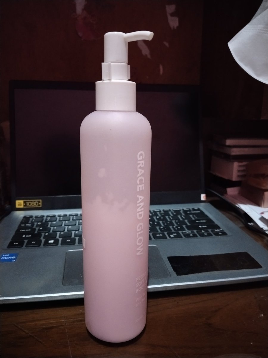 helciago's tweet photo. WTS PRELOVED GRACE AND GLOW PEONY BLUSH SOFT AND GLOW BODY SERUM

- isi masih 60%
- exp 04/01/2027
- inc all

💸25k

mention after dm ya🙌

tg wts preloved hand body serum grace and glow peony blush jatim https://t.co/oAAuiGYl9p