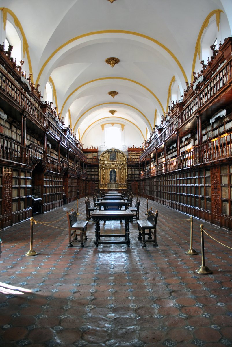 Mochicultural's tweet photo. ¿Ustedes organizarían un #viaje por las #Bibliotecas más hermosas de #Mexico?, ¿cuáles incluirías? 🤔🤓 https://t.co/zN7F9emujS