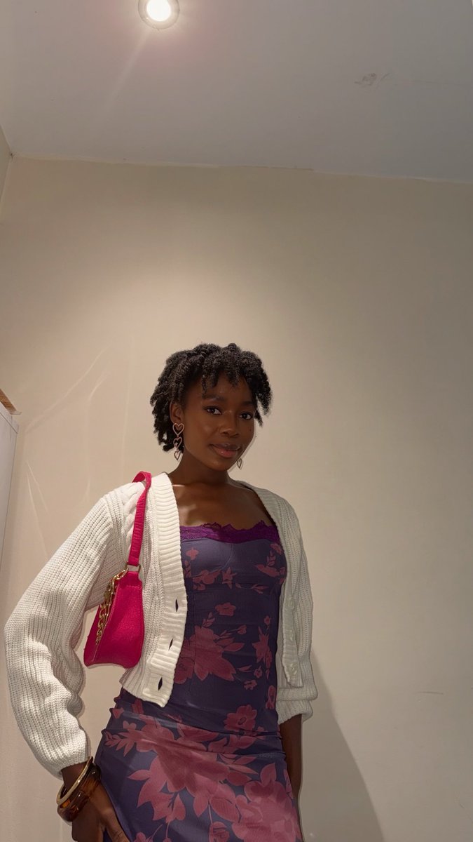 Chichiii_🦋 tweet media