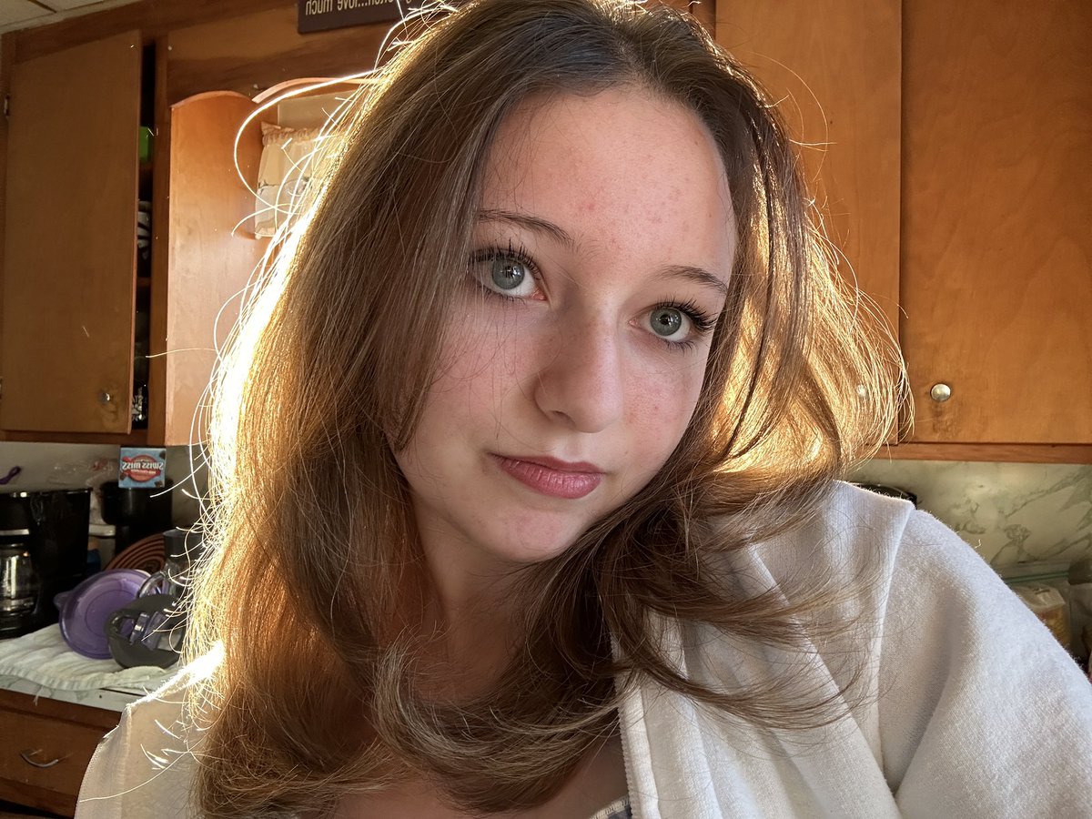 camryn 🐇 tweet media