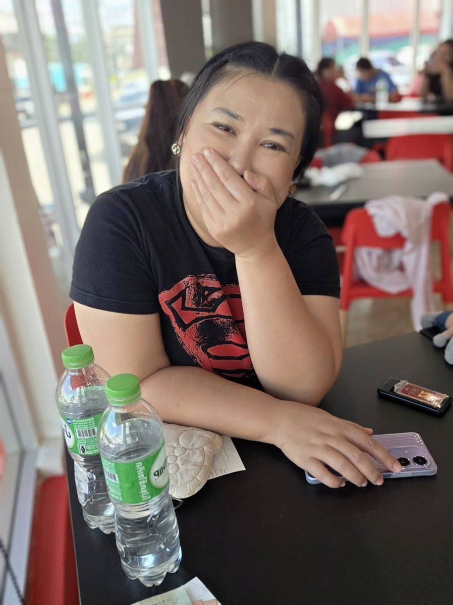 พี่แนนขี้เมื่อย tweet media