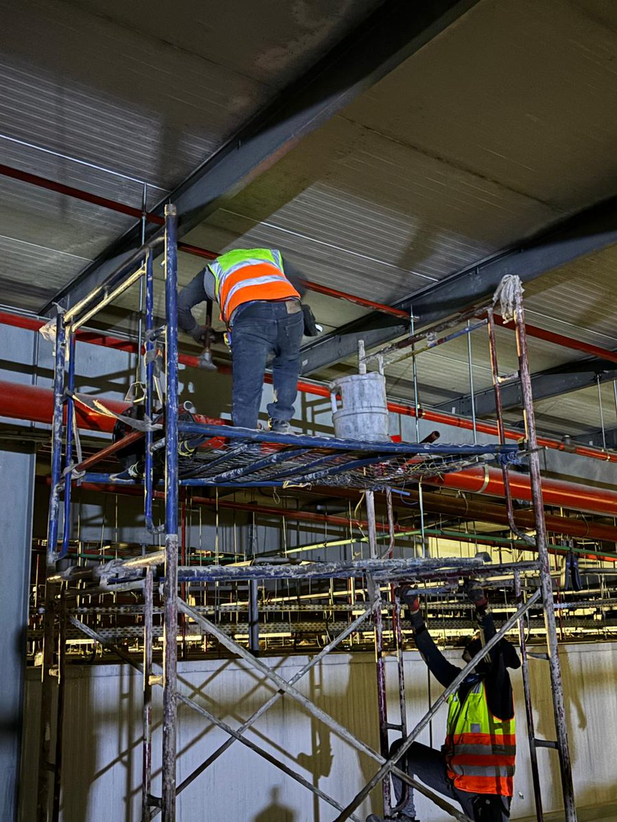 THABATCO26's tweet photo. On-site installation works in progress at the Prima Factory. 
#SaudiArabia #THABATCO #contracting  #ProjectUpdate #firesafety #primafactory https://t.co/hx35nxhhNH