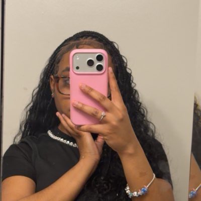 arijenaye's tweet photo. #NewProfilePic https://t.co/JX8es2LYwD