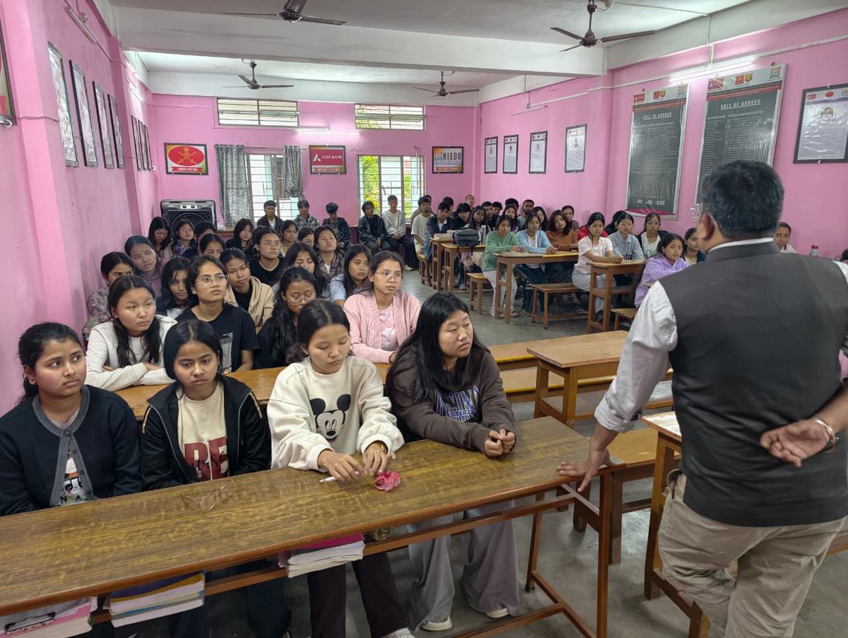 We were honored to welcome Dr. Akash Srivastava, General Manager, NIEDO, along with Rajat Srivastava, Chief Accounts Officer, to our centre.

They interacted with faculty &amp; students, reviewed ongoing academic progress, and motivated aspirants for the upcoming NEET &amp; JEE