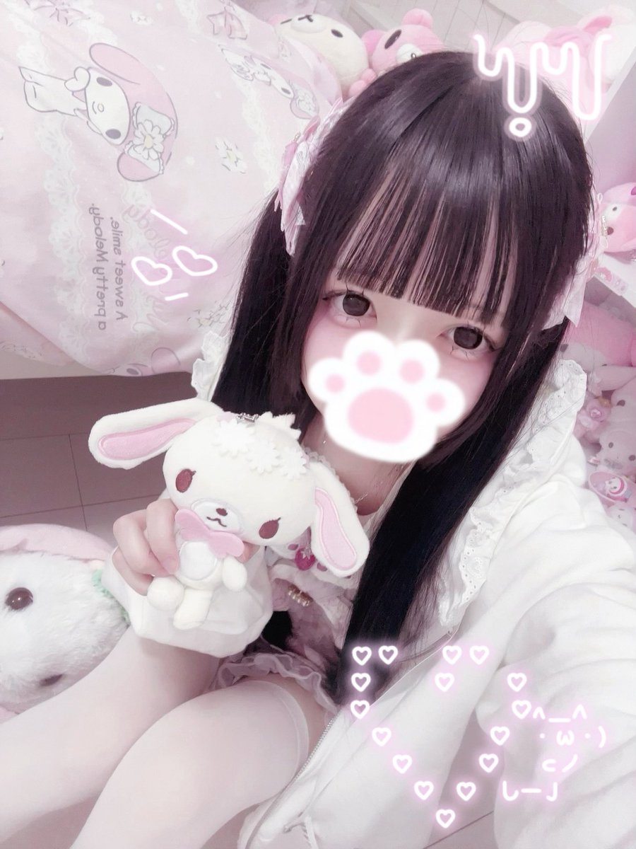 ebiri_q's tweet photo. ᕱ⑅︎ᕱ" https://t.co/k7w9WulEBs