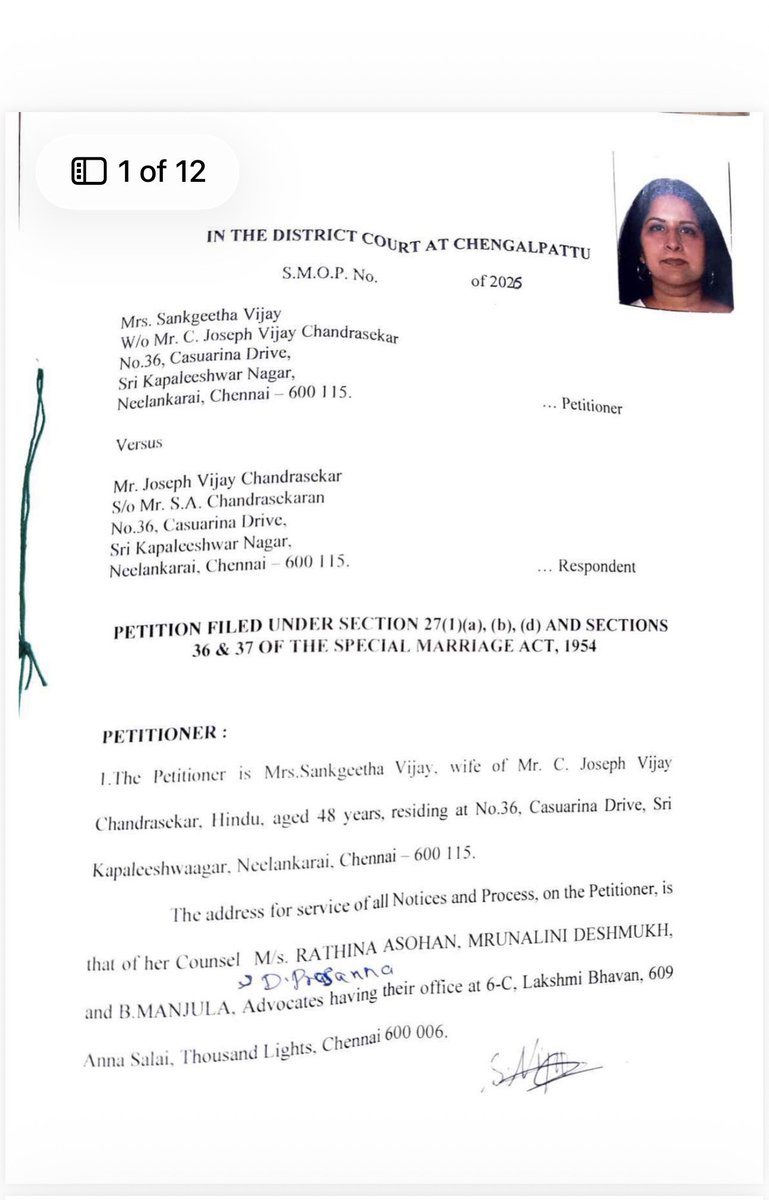 dollybiblio's tweet photo. This is a fake divorce notice guys

Its not sangeetha's sign and the year has been changed from 2025 to 2026 in pen

Her age is also not 48 and why would a person living in chennai will go and file a divorce in chengalpattu ? 

Lets wait for thalapathy vijay 's words https://t.co/qJJDhM44zT