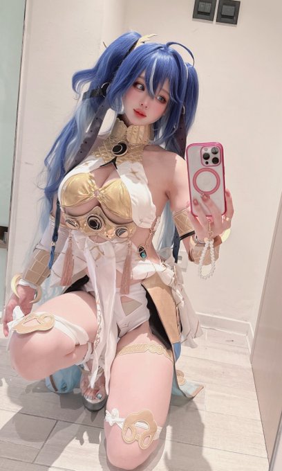 Twitterのコスプレ画像13