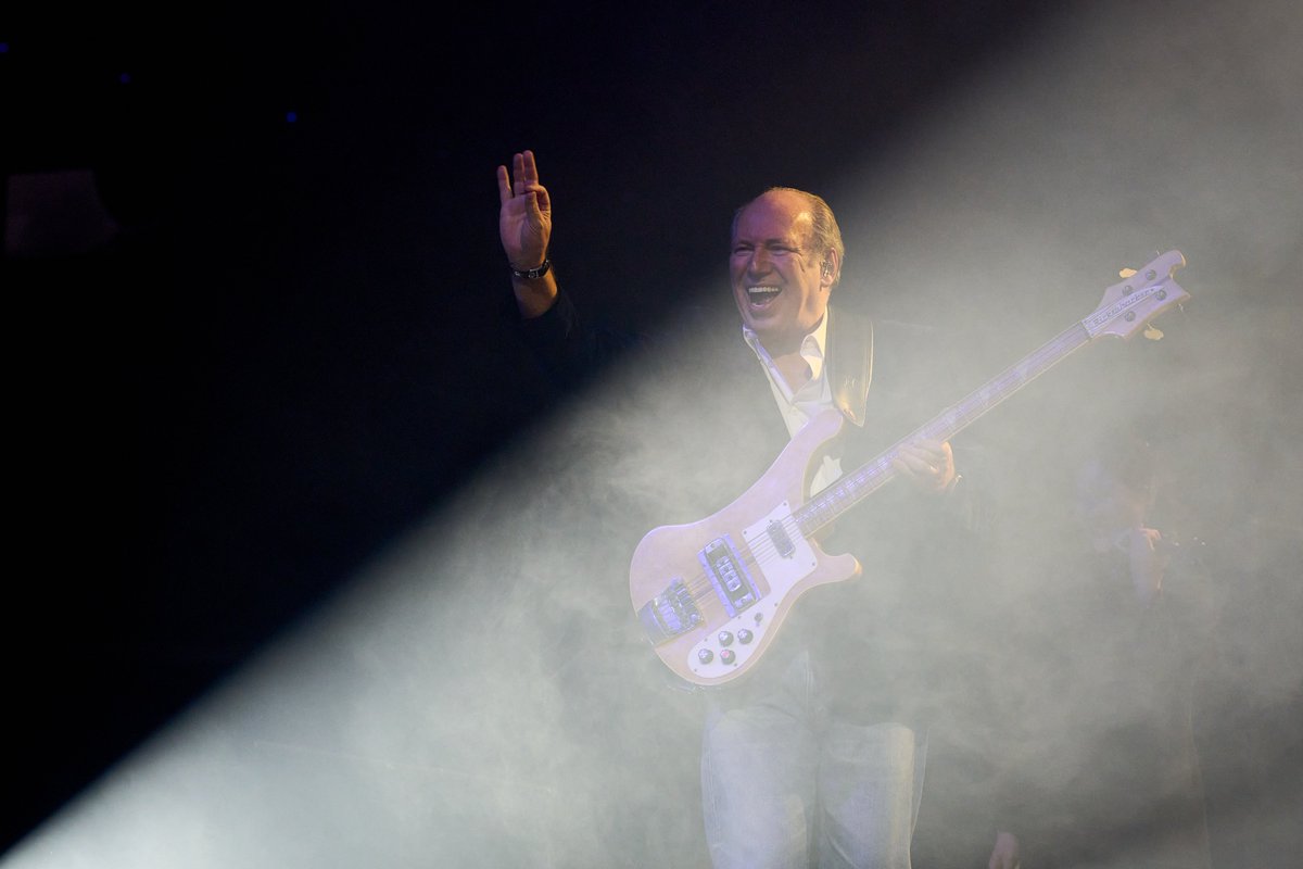 HansZimmerLive's tweet photo. Kraków, you have our hearts! Thank you for two unforgettable nights at @TAURONArenaKrk 🇵🇱

📸 Suzanne Teresa #HansZimmerLive https://t.co/cAAQYS3JBI