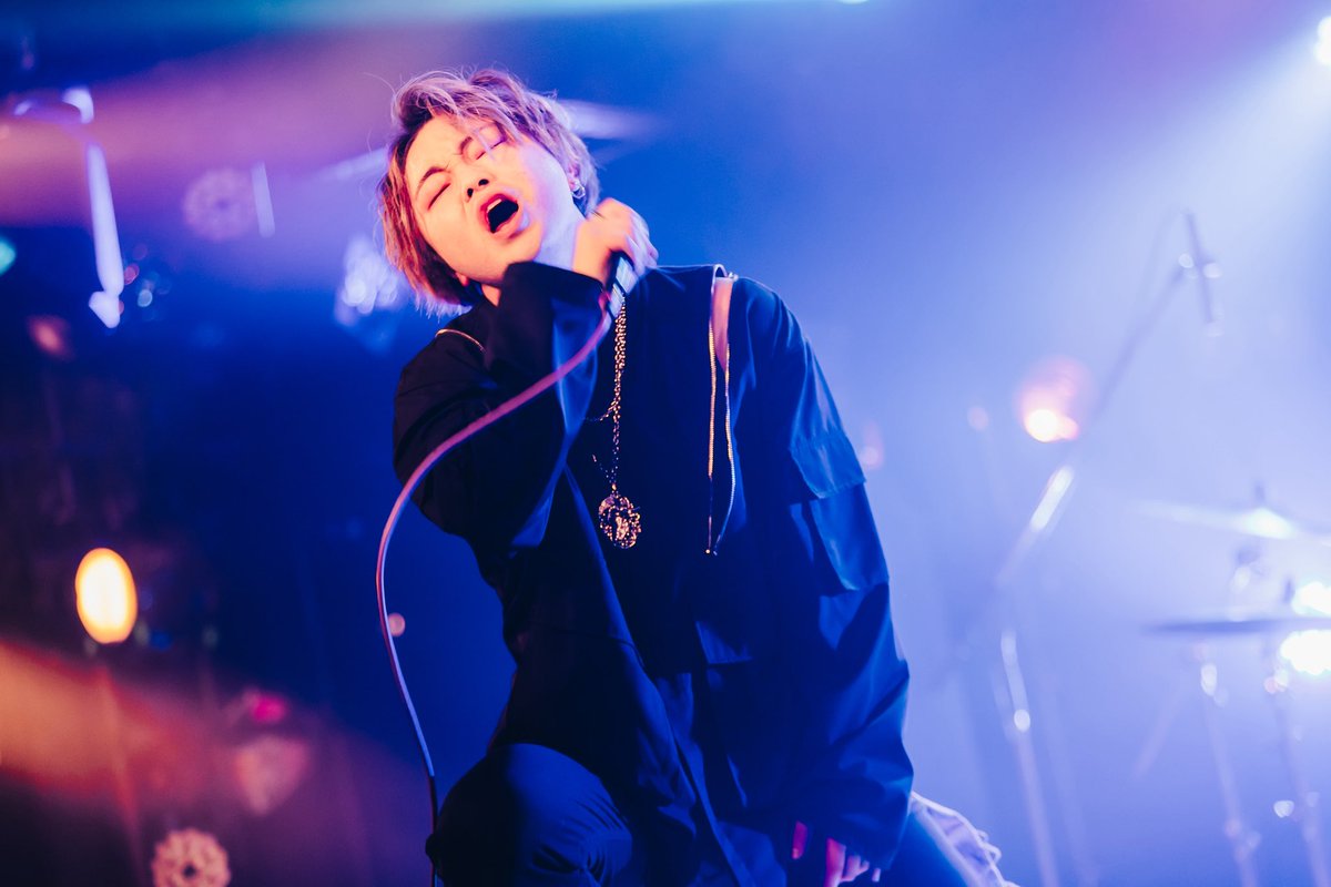 kazuya_n7777's tweet photo. 2026.3.2
at 渋谷CYCLONE
最高の夜だった🔥
みんなありがとう🤘
次は3月23日 新宿ANTIKNOCK
待ってるよ!💜
photo by @rio_9979
#RAYVEN
#rayven
#Loudrock #Metal
#Rockband #jrock #jrockband #jrockmusic #rock #band #japaneserock #japaneserockband #Vocal #Guitar #Bass #Drums https://t.co/DJi7pCqmBM