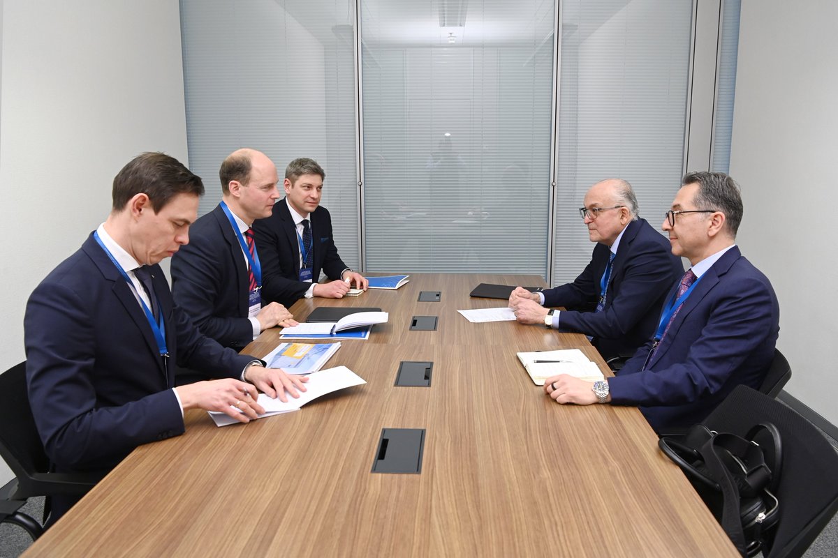 SOCARofficial's tweet image. #SOCAR|ın vitse-prezidentləri Elşad Nəsirov və Əfqan İsayev VNG AG şirkətinin nümayəndə heyəti ilə görüş keçiriblər.
Görüş zamanı SOCAR ilə VNG AG arasında təbii qaz və bərpa olunan #enerji sahələrində əməkdaşlığın genişləndirilməsi ətrafında qarşılıqlı fikir mübadiləsi aparılıb.