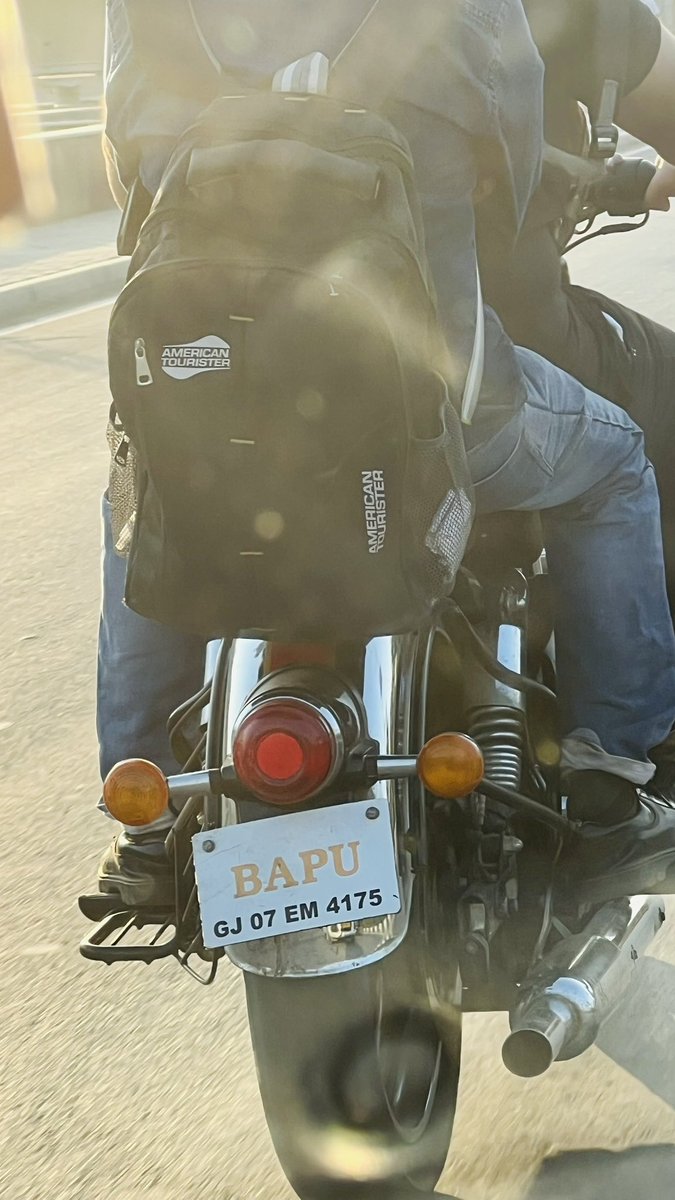 sharmamridul's tweet photo. @AhmedabadPolice I am sure that number plate is not as per RTO Guidelines. https://t.co/Kippy33Gtn