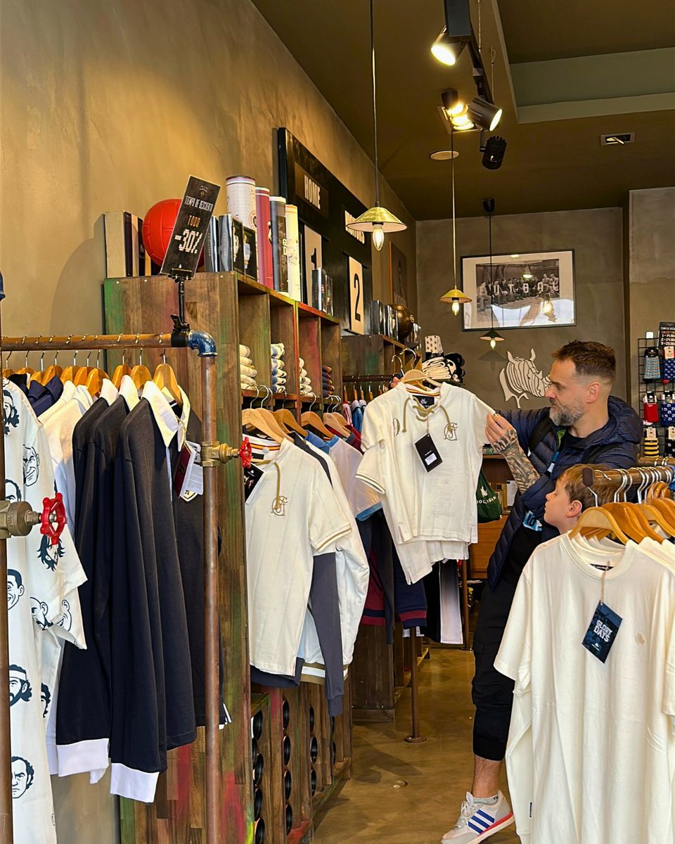 muelleuno tweet media