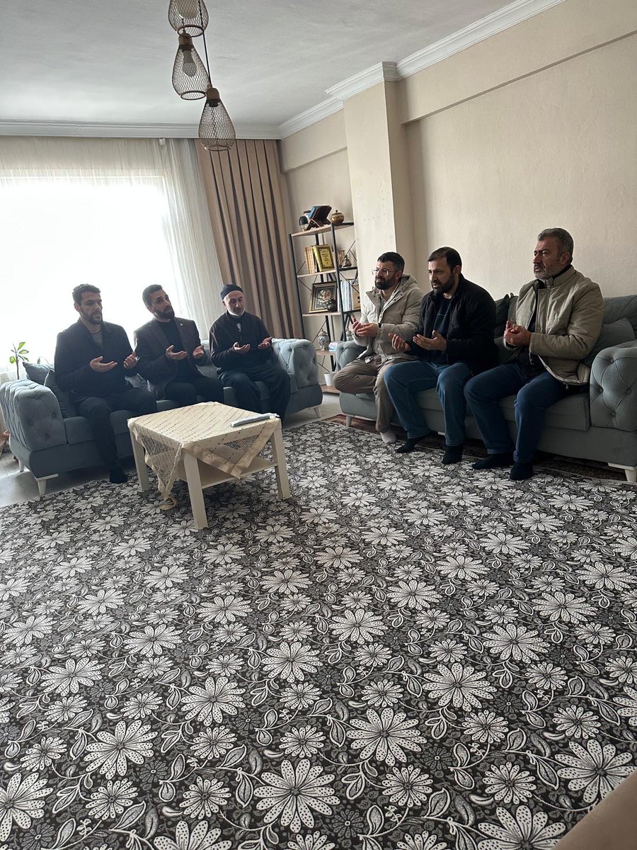 Üyelerimizden Fesih Demir ağabeyimizin vefat eden kıymetli kardeşinin taziyesine katılarak acısını paylaştık.

Merhuma Allah’tan rahmet, başta Fesih Demir ağabeyimiz olmak üzere ailesine ve yakınlarına sabır ve başsağlığı diliyoruz. Mekânı cennet olsun.