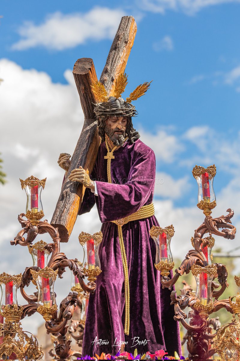 H U M I L D A D
<a href="/DoloresdelCerro/">Dolores del Cerro</a> 
📸 <a href="/AntonioLB_ph/">ANTONIO LOZANO BERTO 🇪🇸</a>