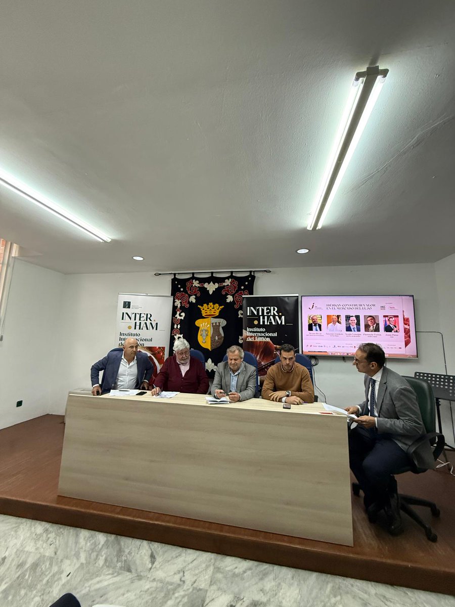 International Ham Institute tweet media