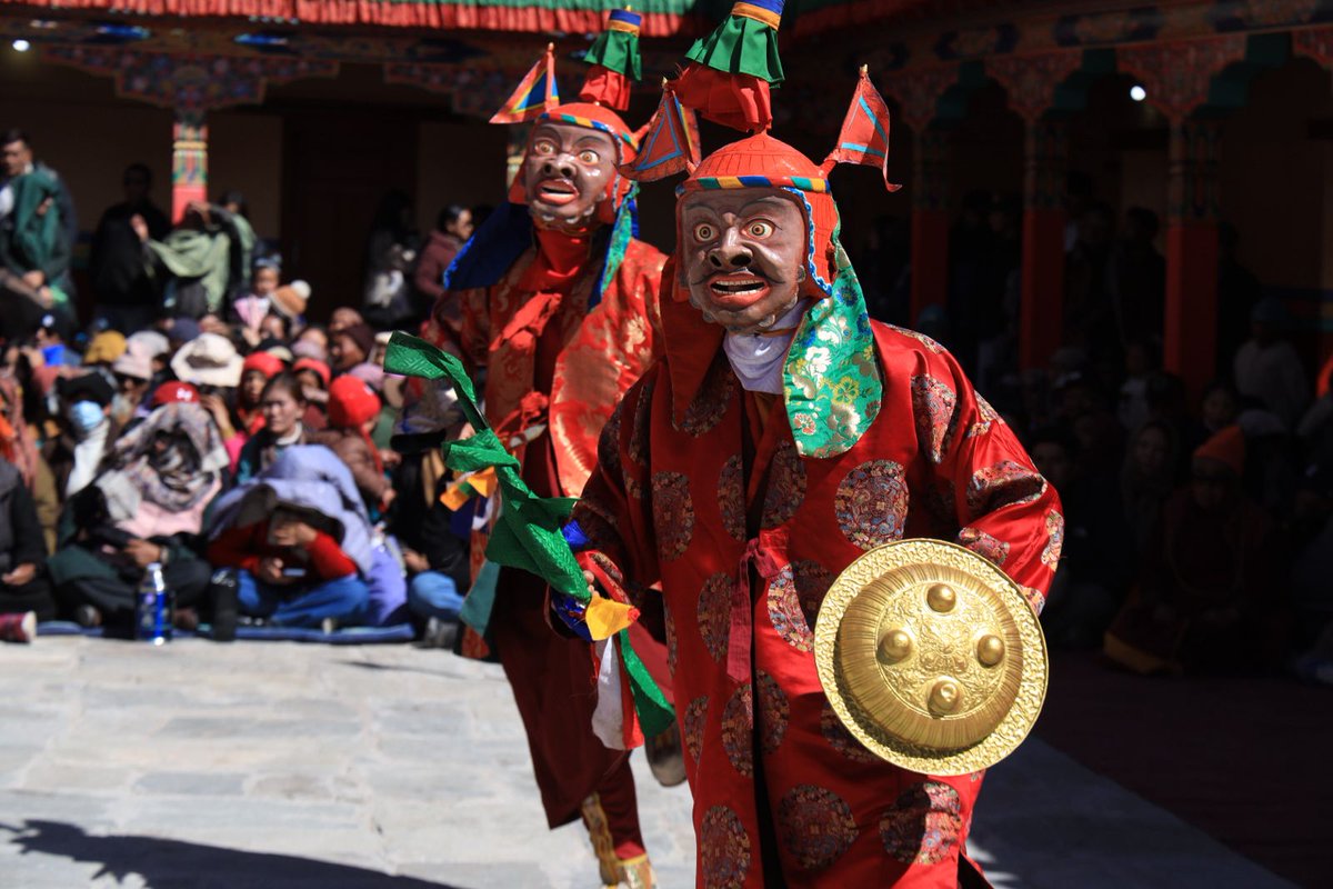 utladakhtourism's tweet photo. #MathoNagrang
The sacred courtyard comes alive with powerful cham dances and vibrant robes, as devotees gather to witness centuries-old traditions in the heart of Ladakh.
#Ladakh
@MinOfCultureGoI @tourismgoi @PIB_India @lg_ladakh @ashishkundra @dio_leh @DDNewslive https://t.co/fPPAvMKcTI