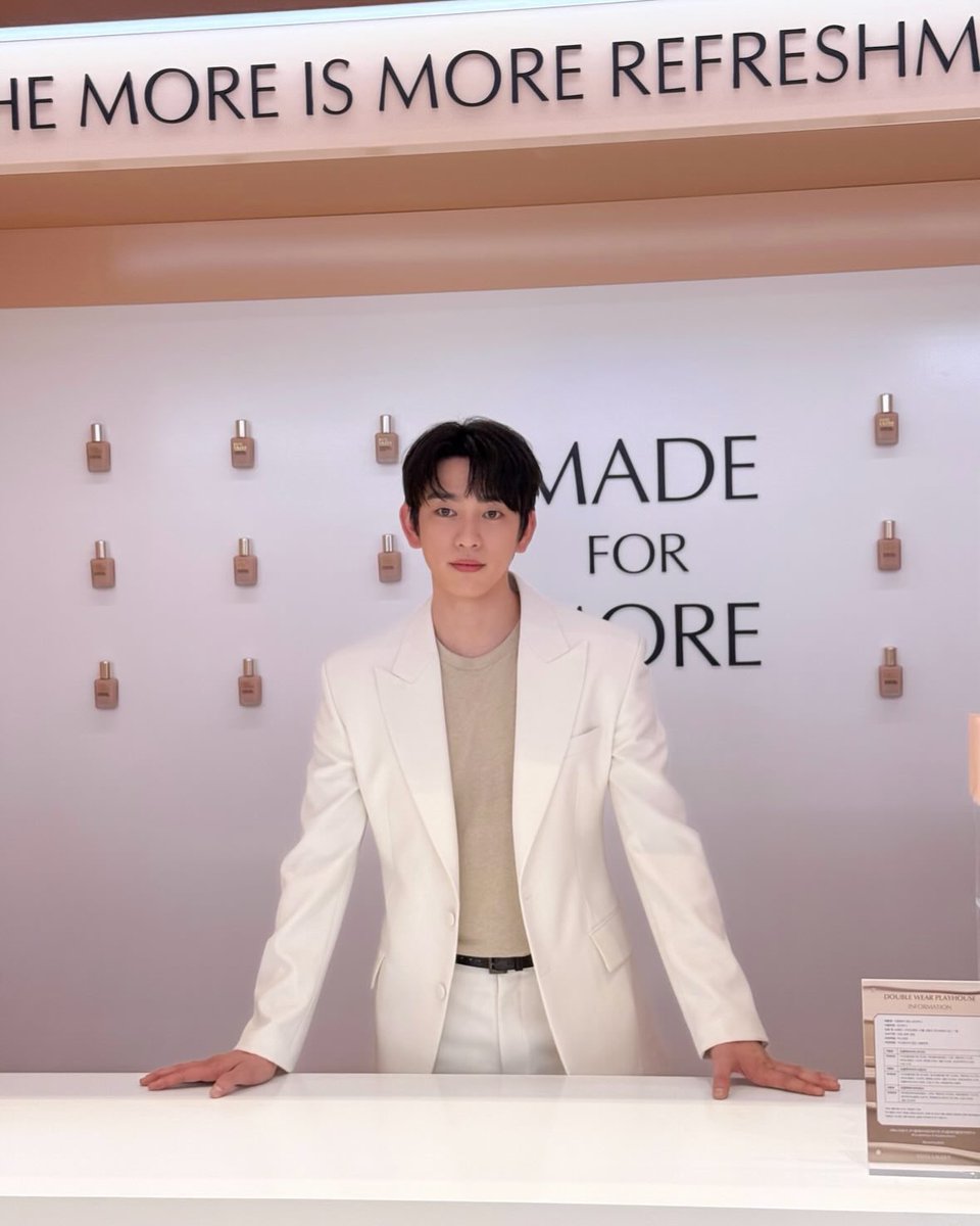 ทั้งหมดนี้เท่าไรคะ คุมพ่อค้า 😂

#Jinyoung
