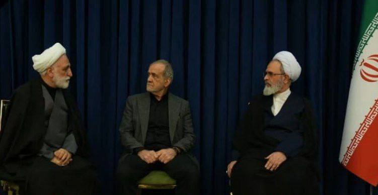 mamadporii's tweet photo. پرده زدن معلوم نشه بیمارستانه 🤣🤣 https://t.co/7f7zWcb8tG