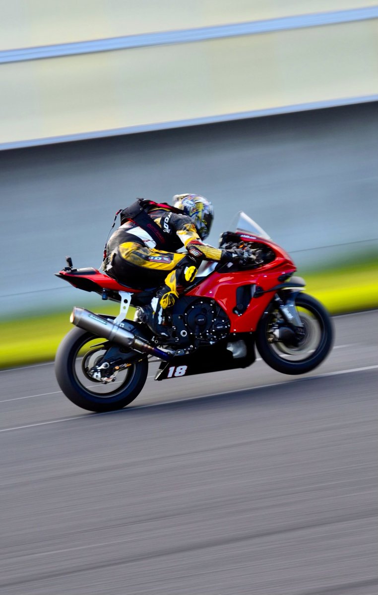 ライダーとは 鉄の馬を乗りこなす ジョッキーである🏇 ヒャッハー🤩www