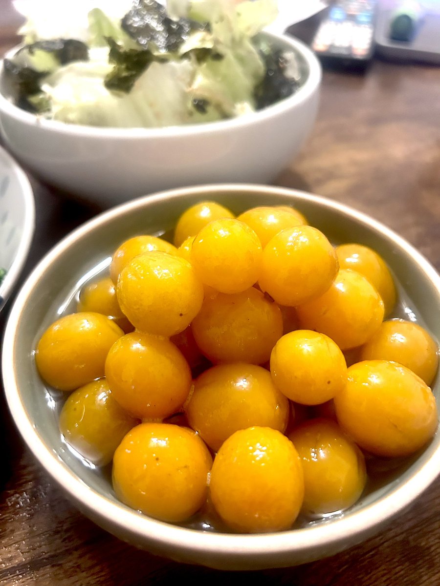 asbrides's tweet photo. キンカン大好き♡
そのまま食べるのも好きやけど、
甘露煮も好きー✨

つやつや✨

#きんかん https://t.co/hSfWHR3qWm