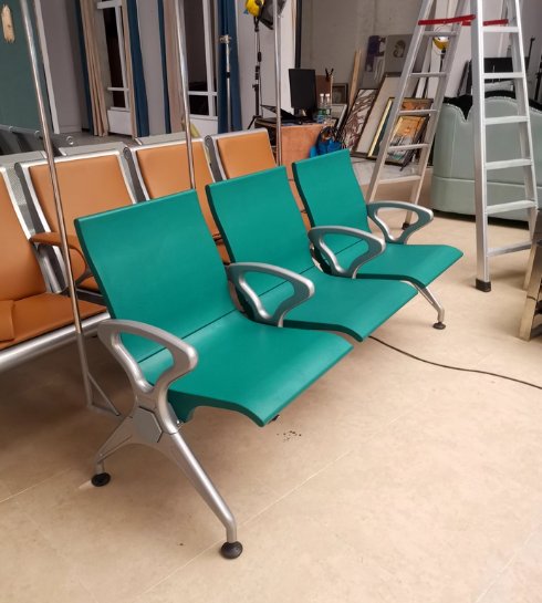 piscel's tweet image. #waitingchair #airport #publicseating #waitingroom #airportchair