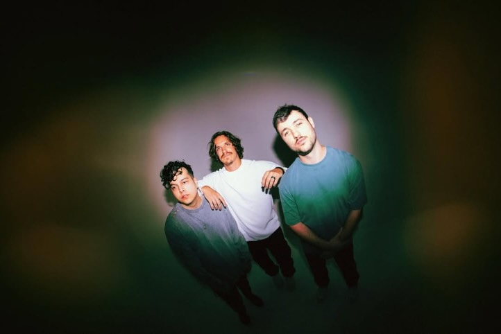 Breakline Press tweet media