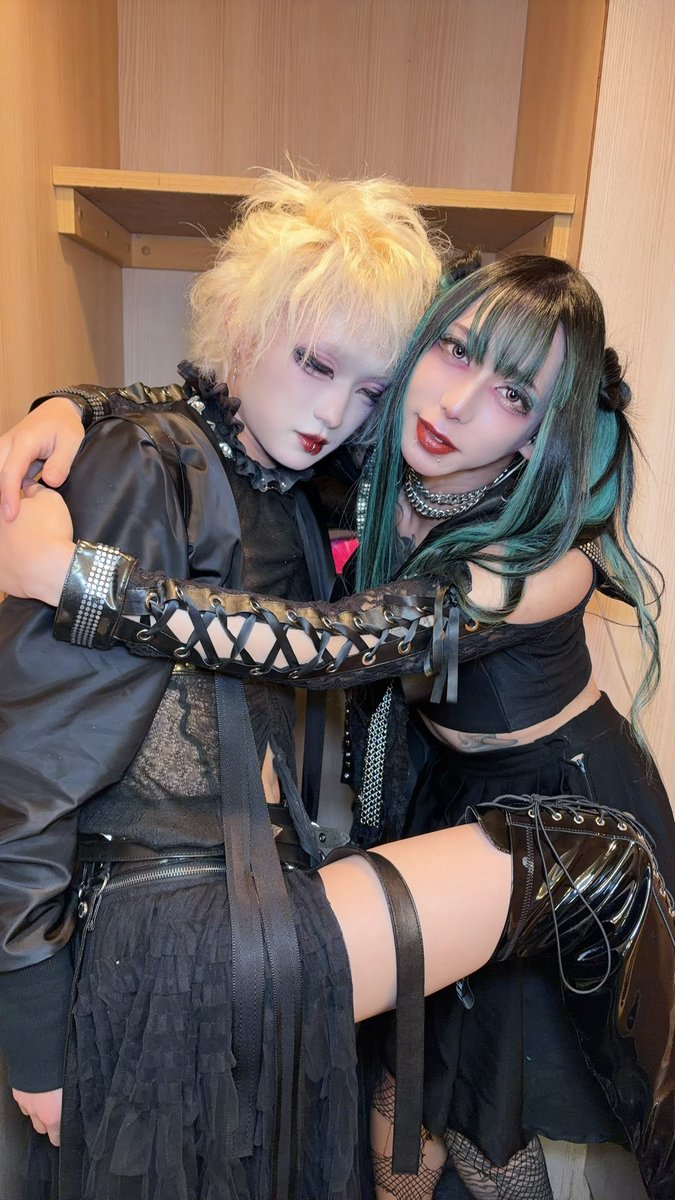 本日もよろしくお願いしますね~ ＼＼\٩( 'ω' )و //／／