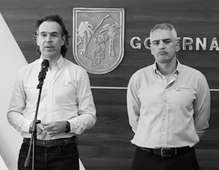 AlbertCorredor's tweet photo. ¡SE LES CAYÓ LA MÁSCARA!
Intentaron nuevamente engañar a la ciudadanía para sacarlos a votar con miedo este domingo y de paso quitar del foco las gravísimas denuncias de corrupción y desviación de recursos públicos a campañas de sus familiares. https://t.co/C494wW0NzP