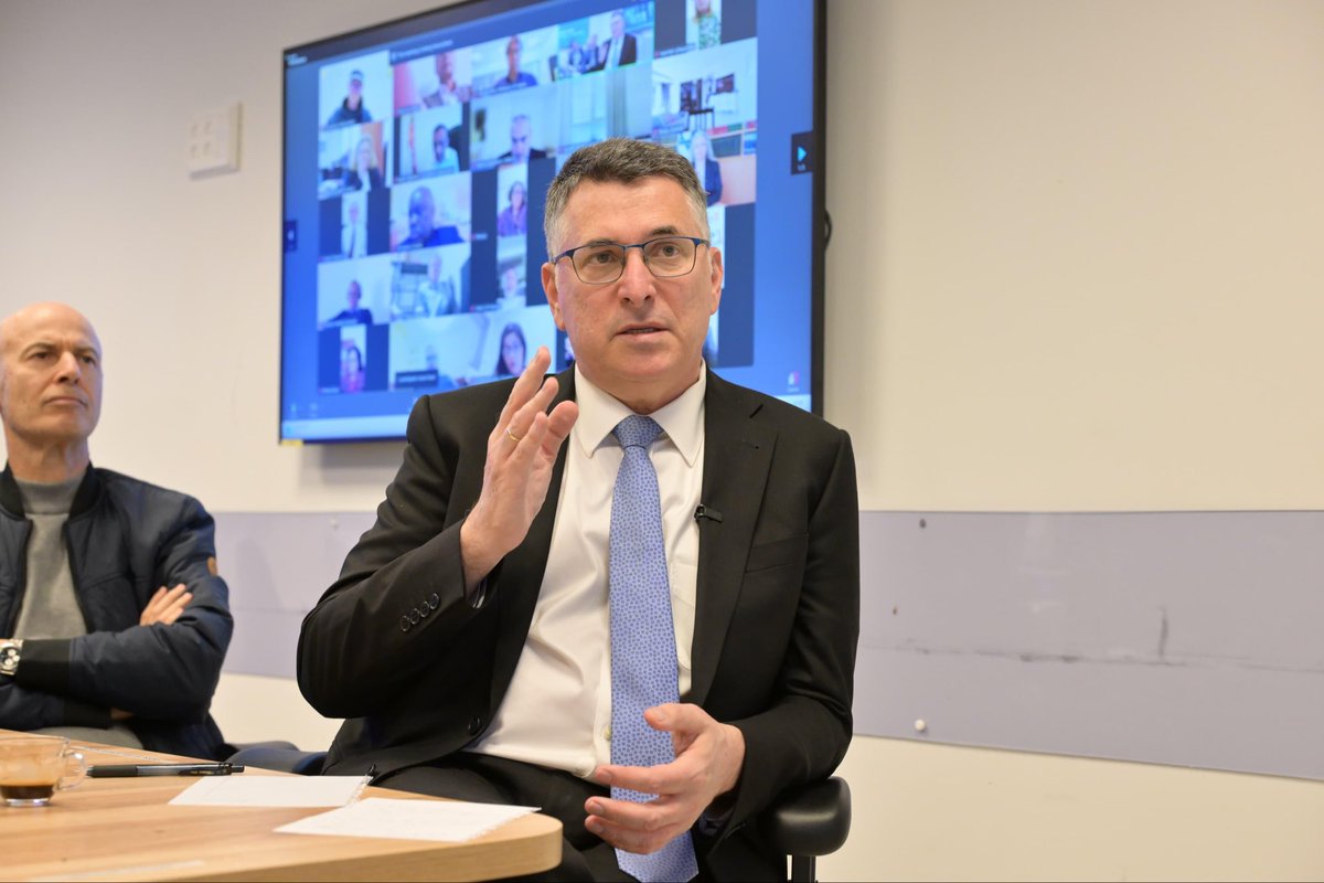 Foreign Minister Sa'ar held a virtual briefing for all ambassadors stationed in #Israel.
The FM referred to the Iranian regime’s attacks on the Gulf states, saying that this serves as further proof that Iran is dangerous to all countries in the region.

Photo: Shlomi Amsalem, GPO