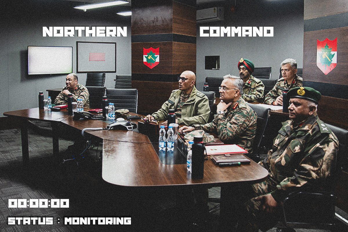 eyes in the room. [♟️]