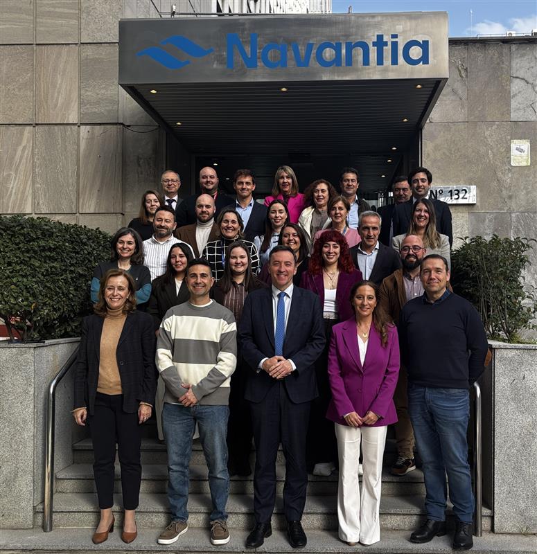 Industria_CCOO's tweet photo. ✍️ CCOO firma el III Plan de Igualdad de Navantia.

Hemos liderado una negociación compleja para garantizar avances reales en conciliación, promoción profesional y prevención del acoso.

Ahora toca vigilar su cumplimiento y avanzar en el registro retributivo.

La igualdad salarial no se negocia. 💜✊

https://t.co/mvf3OjM9IB