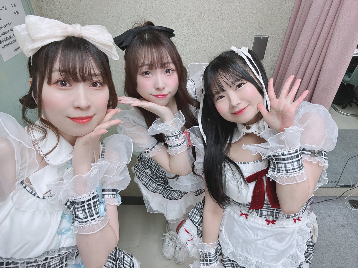 おすましティーパーティー tweet media