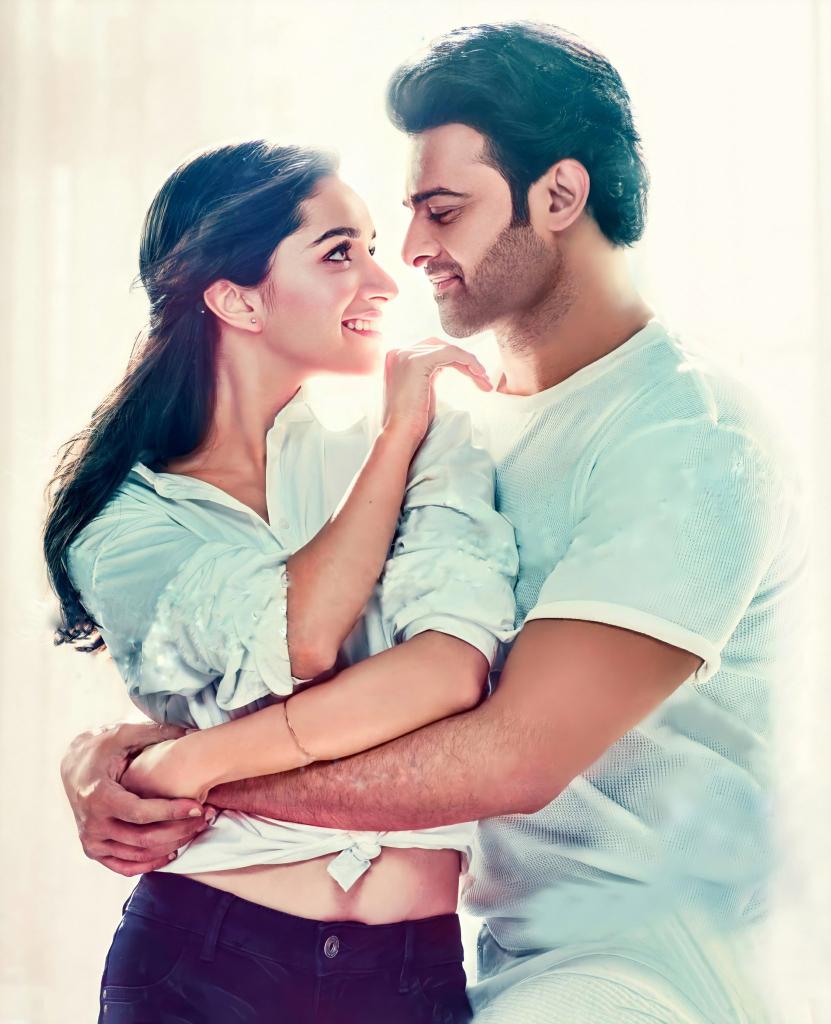 Avantika_0902's tweet photo. Here's Wishing a very very Happy Birthday to the cutie pie @ShraddhaKapoor 🎂🎉🎉

Looking forward to you collaborating with our darling #Prabhas once again!🤞🏻
Wishing you a blockbuster year ahead! https://t.co/P9uxnRVYD2