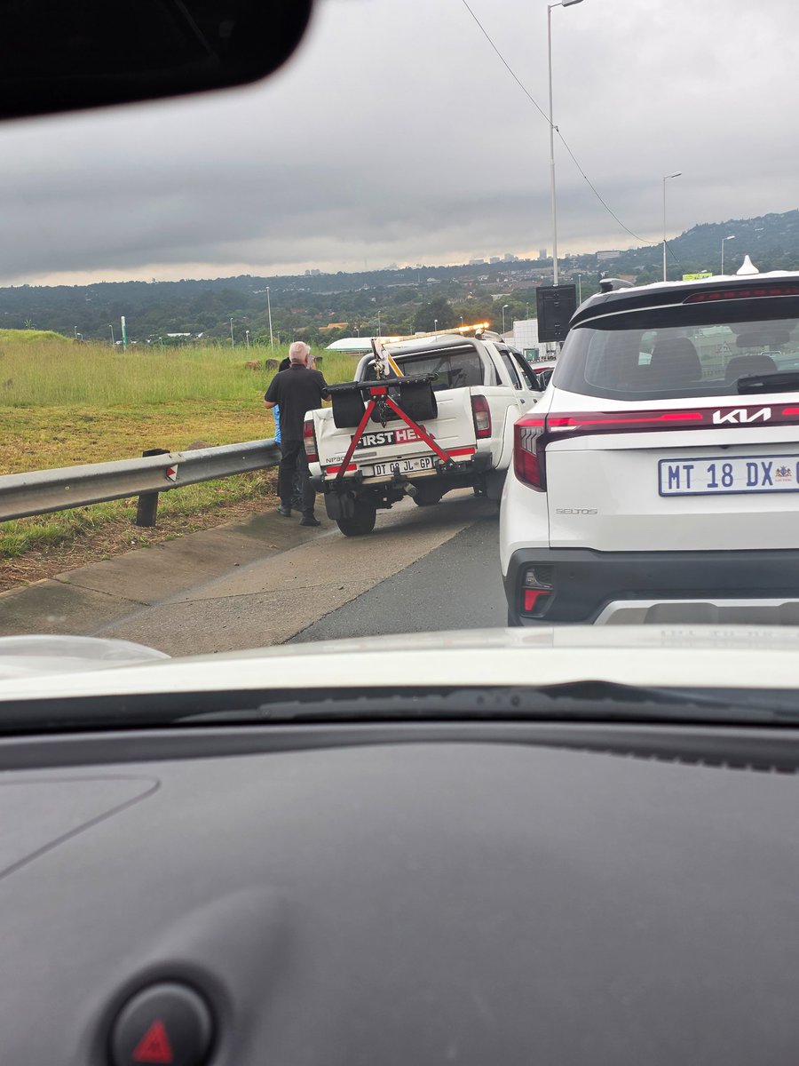 brucecrossan's tweet photo. @JoburgMPD what are you going to do about companies like @TheCourierGuy_ and and others from using emergency lanes? There was an accident on Beyers Naude and emergency vehicles could not get there. https://t.co/xDACKp5Ckr
